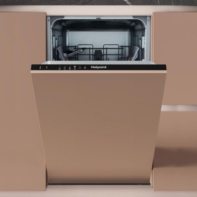 Hotpoint HP2ID10CS80UK 10 Place Setting Integrated Slimline Dishwasher with Rapid Wash