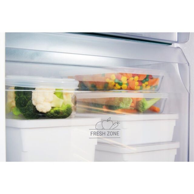 Hotpoint HMCB 70301 UK Integrated Fridge Freezer