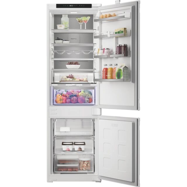 Hotpoint HPK25293B5UK 270L Integrated 70/30 Dual No Frost Fridge Freezer with VitalCare