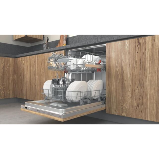 Hotpoint HP2IFC14BN6UK 14 Place Setting Integrated Full Size Dishwasher with ActiveDry