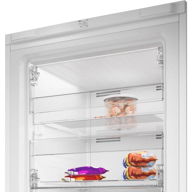 Hotpoint HPMFF1292W4UK 256L Freestanding Frost Free Tall Freezer - White