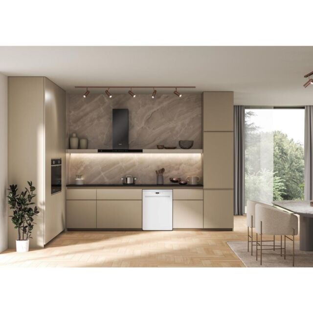Whirlpool W2F HD626 UK Dishwasher - White