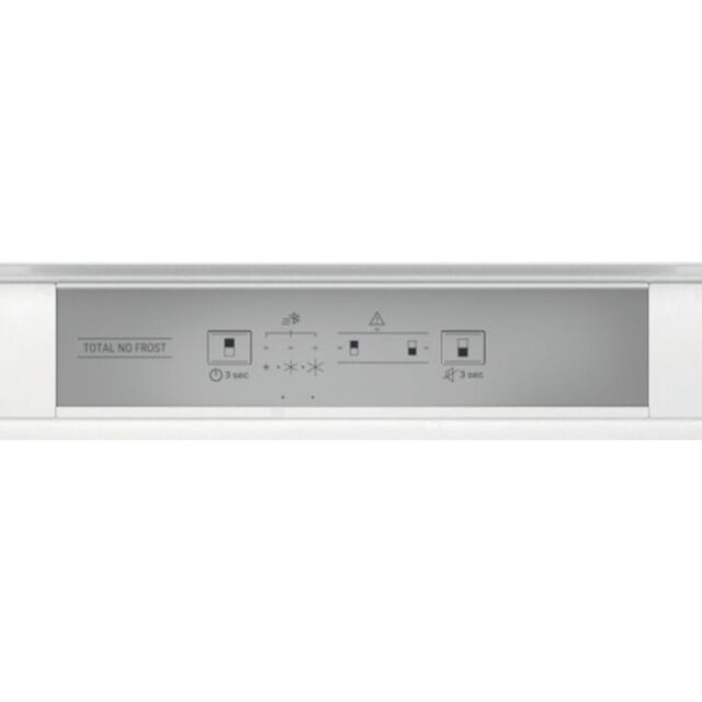 Hotpoint HTC18 T32 2 Built-In Fridge Freezer