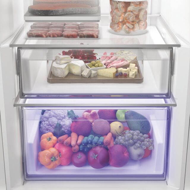 Hotpoint HPMLF6442W4UK Frost Free Tall Larder Fridge - White