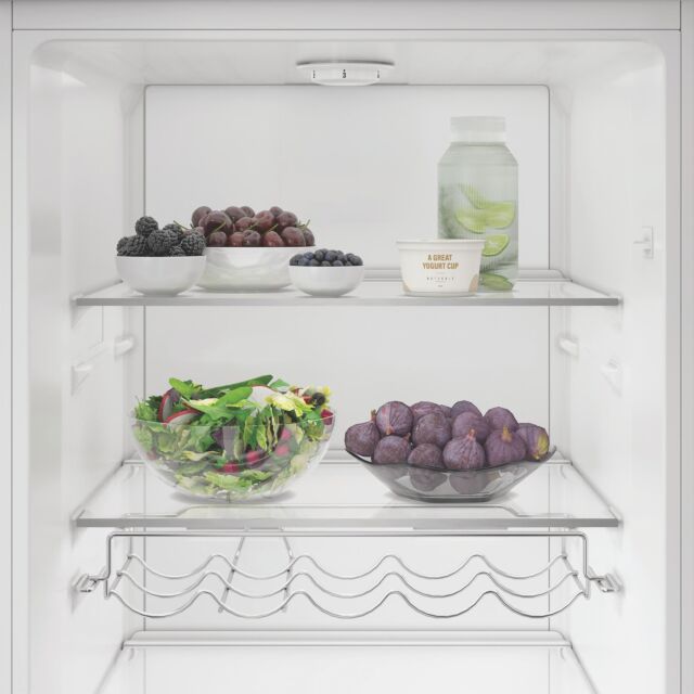 Hotpoint HPMLS1411W4UK 367L Freestanding Tall Larder Fridge - White