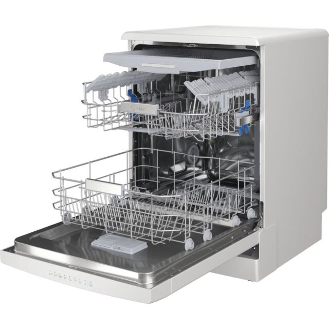 Indesit DFO 3T133F UK Dishwasher - White