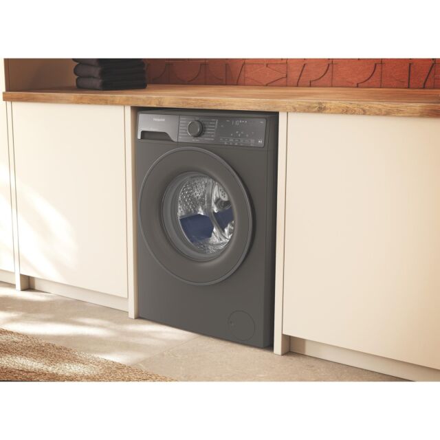 Hotpoint HB93WGCAREUK Fabric Care Freestanding 9kg 1400rpm Washing Machine with HomeWhiz - Manhattan Grey