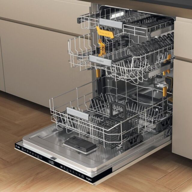 Whirlpool W8IA15M3TU UK Built-In 60cm Dishwasher