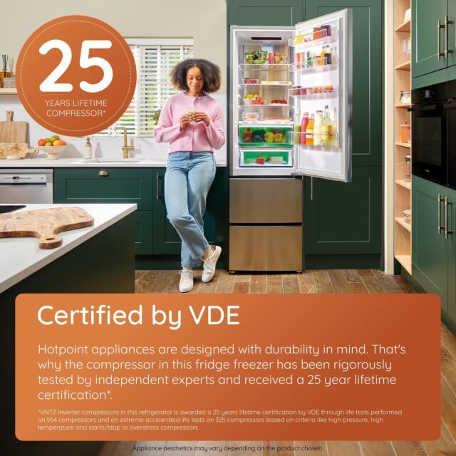 Hotpoint HPK26493XP5UKV 490L Freestanding 70/30 Dual No Frost Fridge Freezer with VitalCare - Brushed Steel