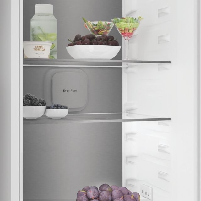 Hotpoint HPK25322B4UK 300L Integrated 70/30 Dual No Frost Fridge Freezer with VitalCare