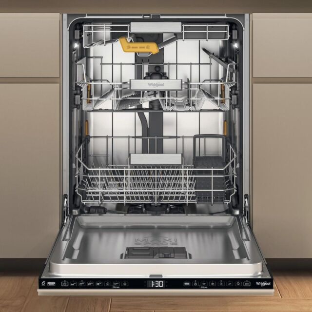 Whirlpool W8IA15M3TU UK Built-In 60cm Dishwasher