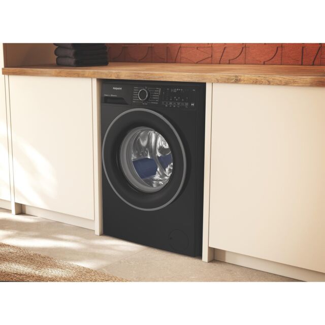 Hotpoint Fabric Care 12kg 1400rpm Washing Machine with HomeWhiz - Black