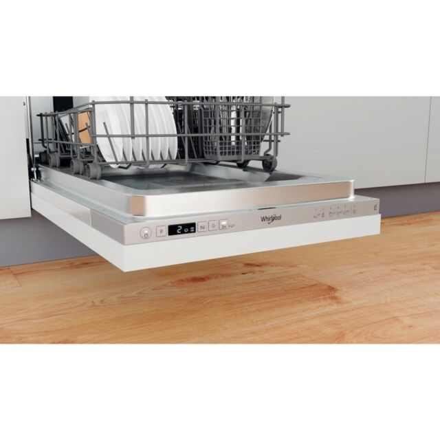 Whirlpool WSIC3M27CUKN Slimline Integrated Dishwasher - Silver