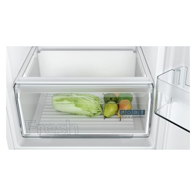 Siemens KI85NNFE0G, Built-in fridge-freezer with freezer at bottom