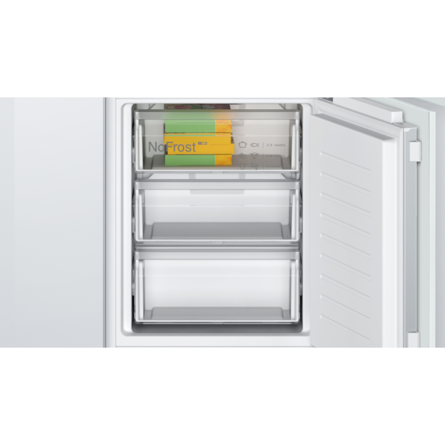 Bosch KIN86NFE0G, Built-in fridge-freezer with freezer at bottom