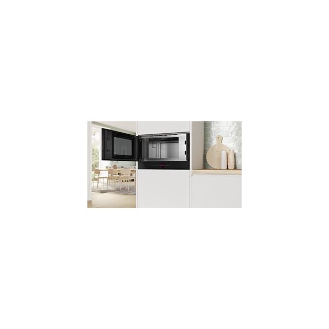 Bosch BFL7221B1B, Built-in microwave oven