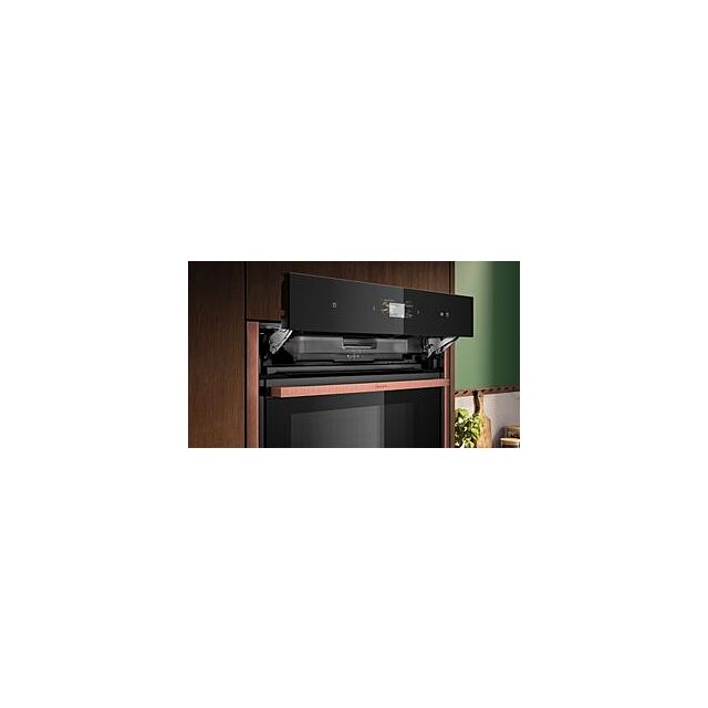 Neff B69VS7MY0A, Built-in oven with added steam function