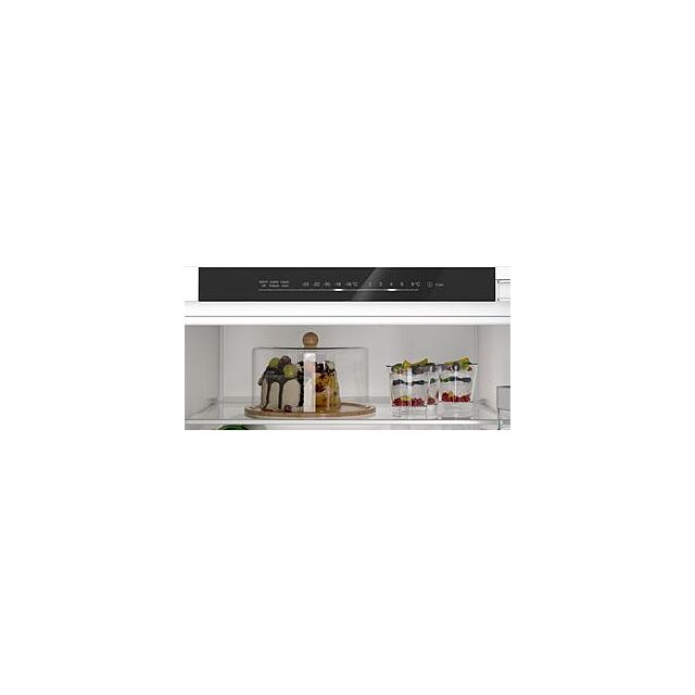 Siemens KI96NVFD0G, Built-in fridge-freezer with freezer at bottom
