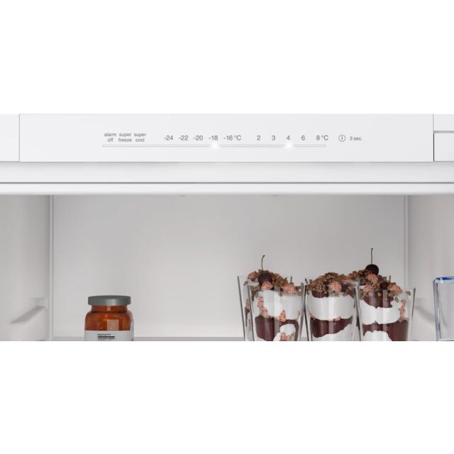 Bosch KIN96NSE0G, Built-in fridge-freezer with freezer at bottom