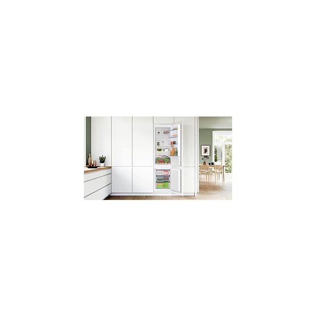 Bosch KIN96NSE0G, Built-in fridge-freezer with freezer at bottom
