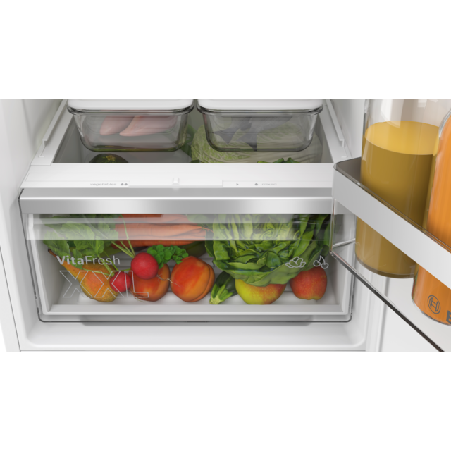 Bosch KIV86VSE0G, Built-in fridge-freezer with freezer at bottom
