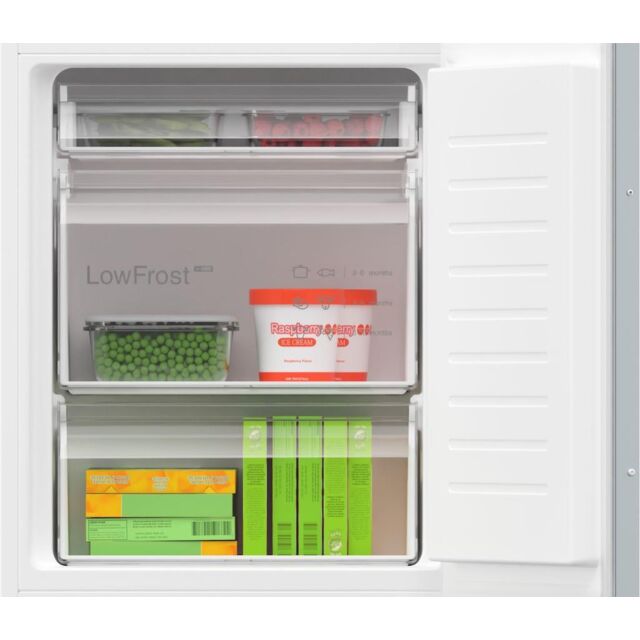 Bosch KIV86VSE0G, Built-in fridge-freezer with freezer at bottom