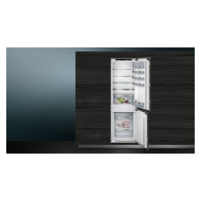 Siemens KI86SAFE0G, Built-in fridge-freezer with freezer at bottom