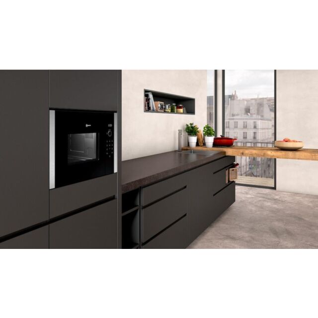 Neff HLAWD23N0B, Built-in microwave oven