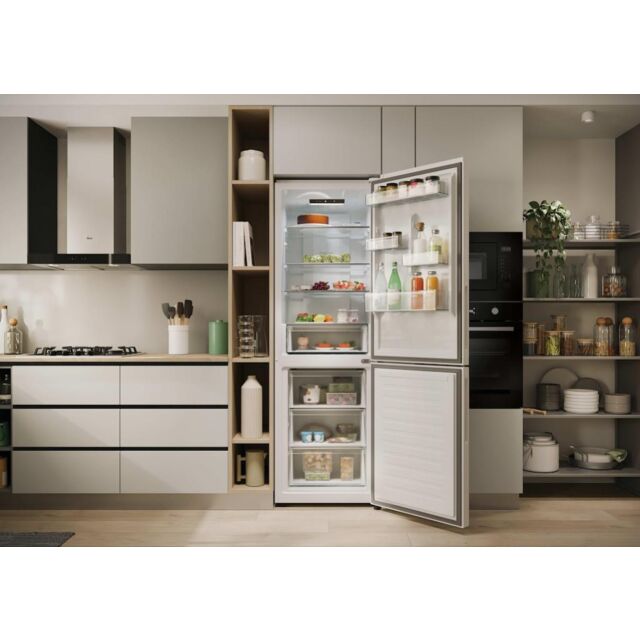 Hoover HONCQ2T618EWKR Total No Frost Fridge Freezer