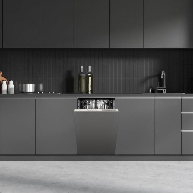 Montpellier MDWBID4553 45cm 10 Place Setting Fully Integrated Slimline Dishwasher