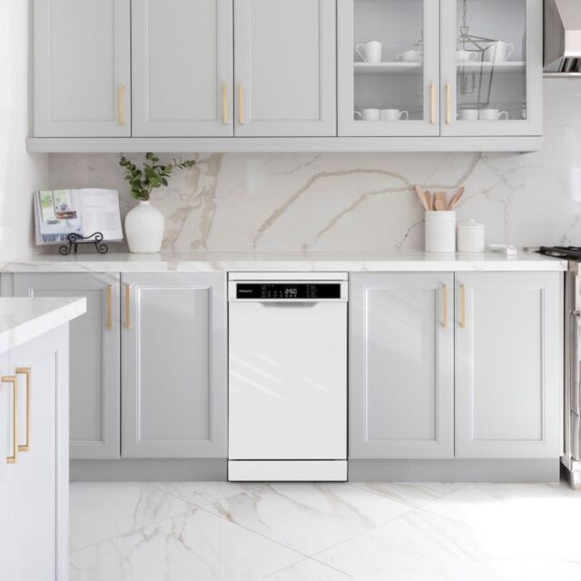 Montpellier MDWD1064W 45cm 10 Please Setting Freestanding Dishwasher - White