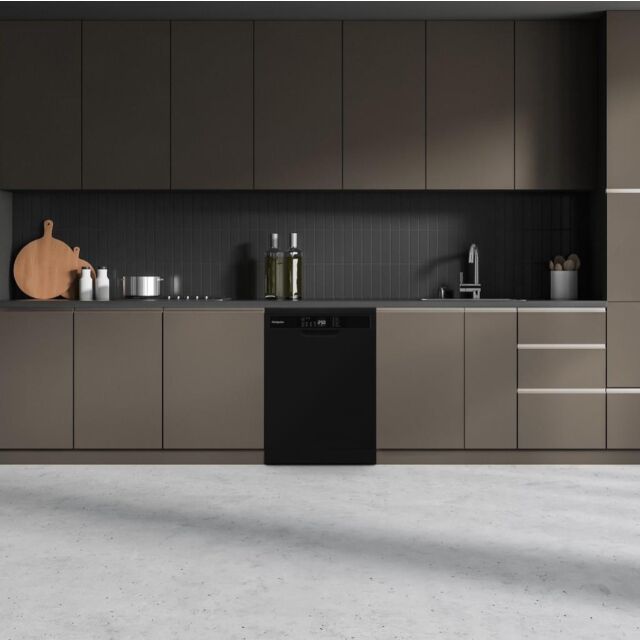 Montpellier MDWD1464K 60cm 14 Please Setting Freestanding Dishwasher - Black
