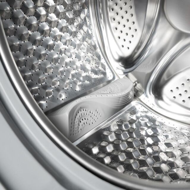 Montpellier MIWD8614 8/6kg 1400rpm Integrated Washer Dryer