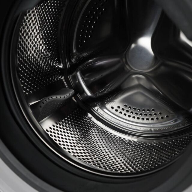 Montpellier MWD8514W 8/5kg 1400rpm Freestanding Washer Dryer - White