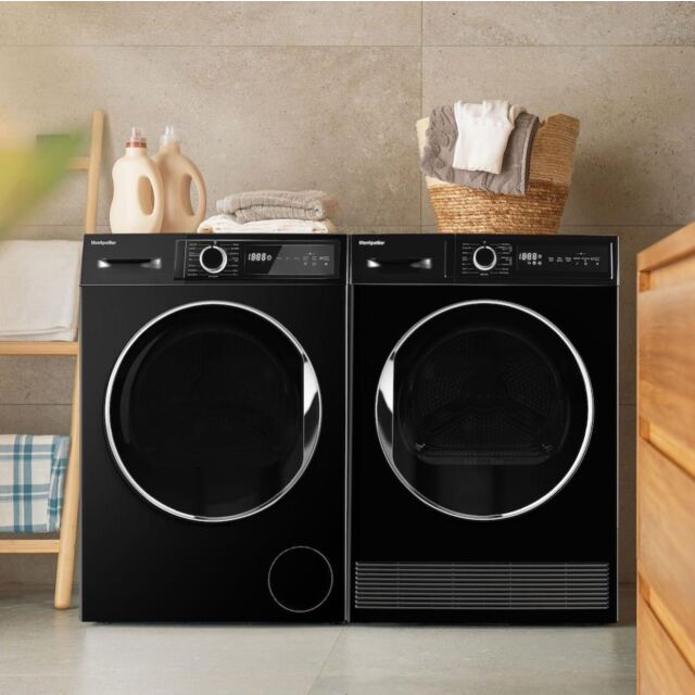 Montpellier MWM814BLK 8kg 1400rpm Freestanding Washing Machine - Black
