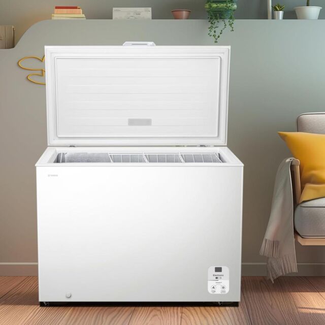 Teknix CH297 297L Chest Freezer - White