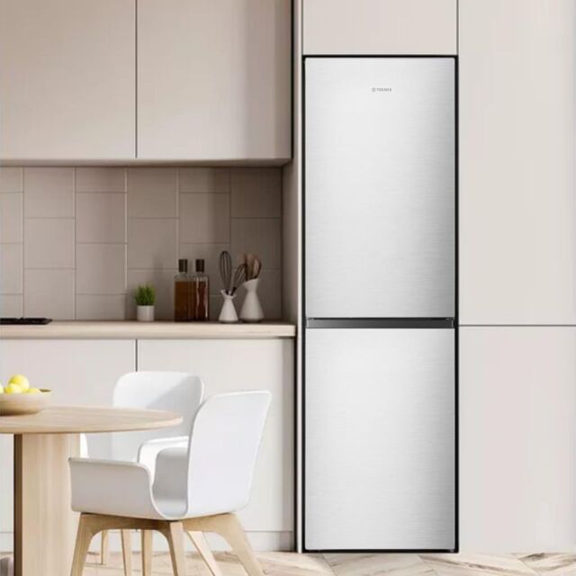 Teknix FFPH1825PX/E 55cm 50/50 Fridge Freezer Total No Frost - Brushed Steel