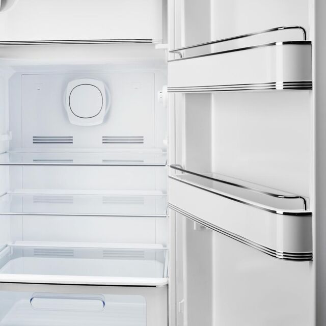 Smeg FAB28RSV6 Retro Fridge with Icebox Right Hand Hinge - Silver
