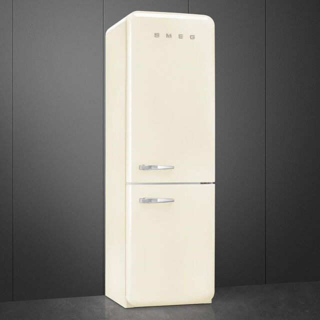 Smeg FAB32RCR5UK 60cm 50s Style Right Hand Hinge Fridge Freezer, Cream