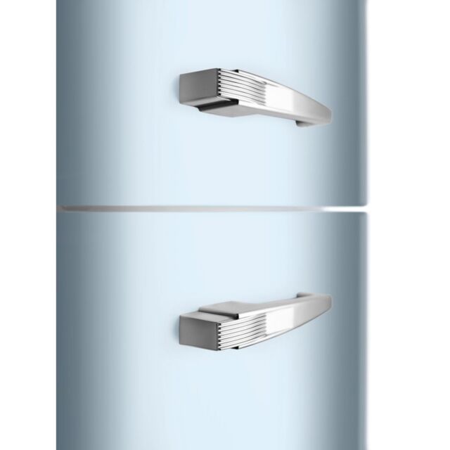 Smeg FAB32RPB6UK Retro Fridge Freezer Right Hand Hinge - Pastel Blue