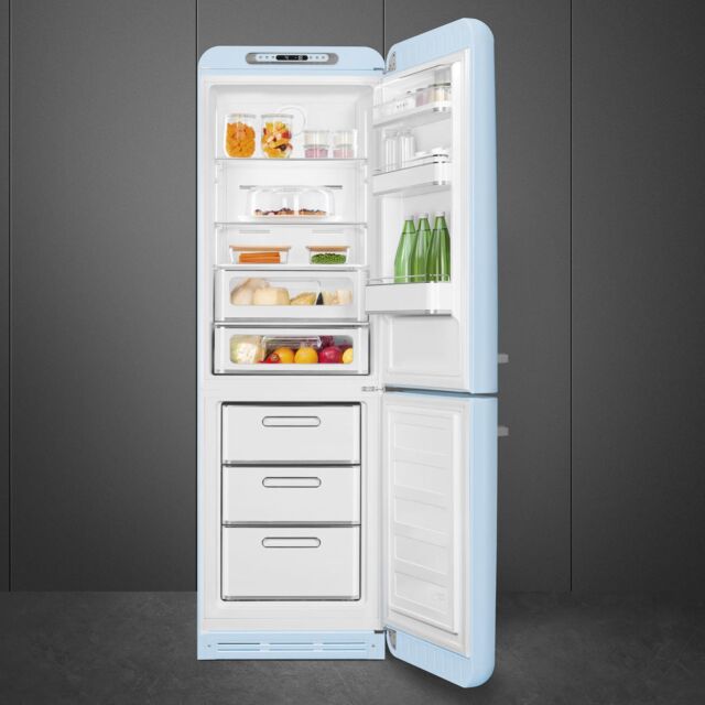 Smeg FAB32RPB6UK Retro Fridge Freezer Right Hand Hinge - Pastel Blue