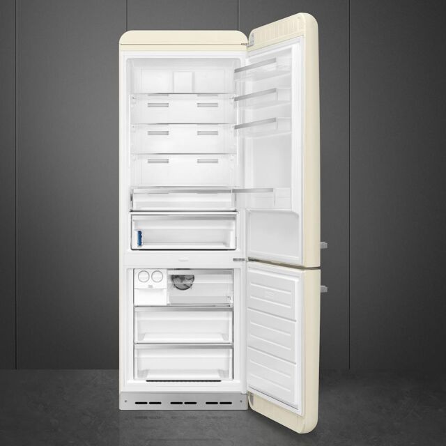 Smeg FAB38RCR6 Retro Fridge Freezer Right Hand Hinge - Cream