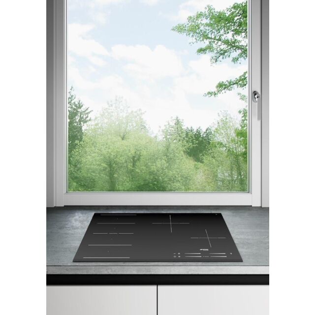 Smeg SI1F7845B 80cm Induction Hob Touch Controls and Auto Vent