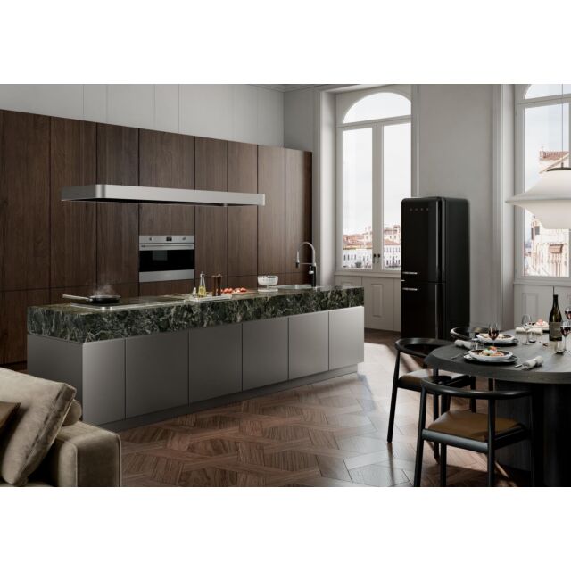 Smeg SF9302TX Built-In Single Oven - Stainless Steel