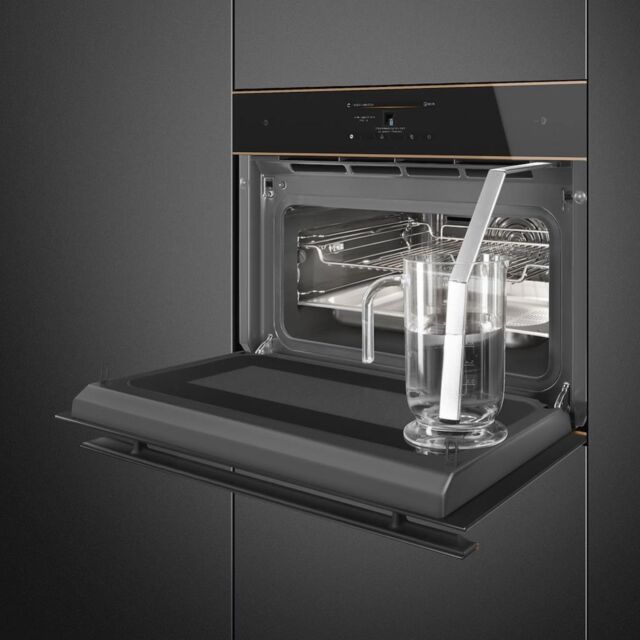 Smeg SO4606WAPNR Compact 45cm Dolce Stil Novo Omnichef Wi-Fi Oven, Copper