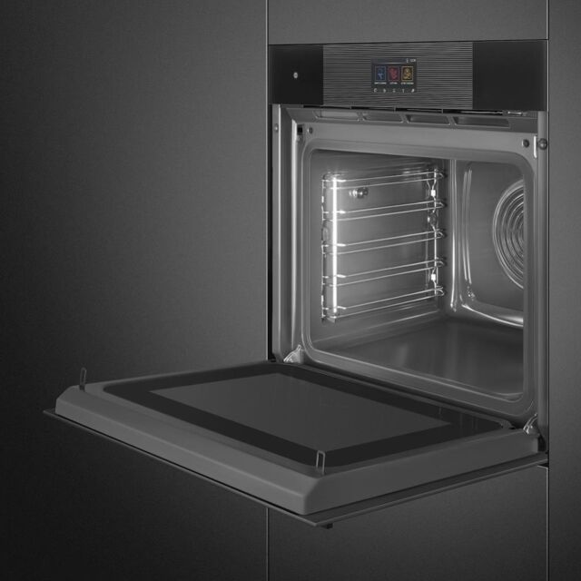 Smeg SO6104APB3 60cm Linea Omnichef Single Oven, Black