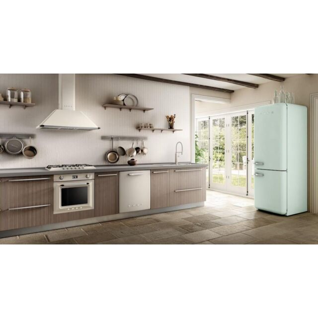 Smeg SR975PGH 69cm Victoria Gas Hob, Cream