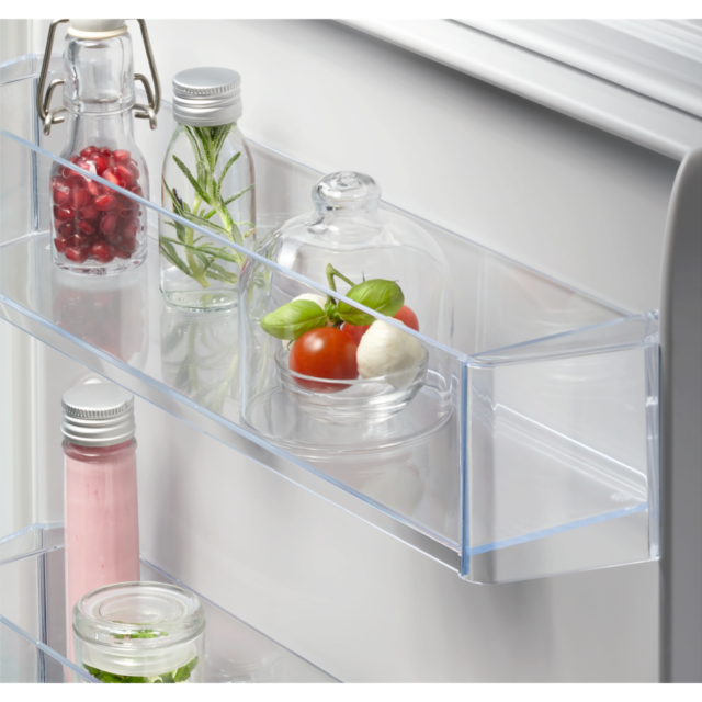 AEG NSC5S18ZES Fully Integrated 70/30 Fridge Freezer
