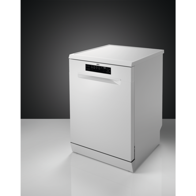 AEG FFB53937ZW 6000 SatelliteClean Freestanding Dishwasher with AirDry Technology + 14 Place Settings