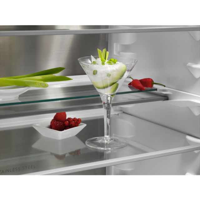 AEG TSC8M181CS 8000 Series Built-In NoFrost Fridge Freezer